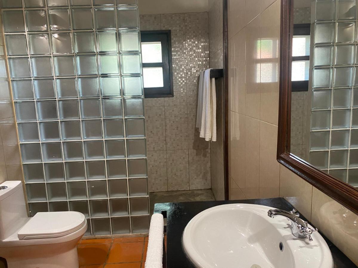 Roca Vale Dos Prazeres Villa Sao Tome Exterior foto